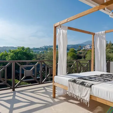 Villa Stunning And Spacious In - Casa Luz *